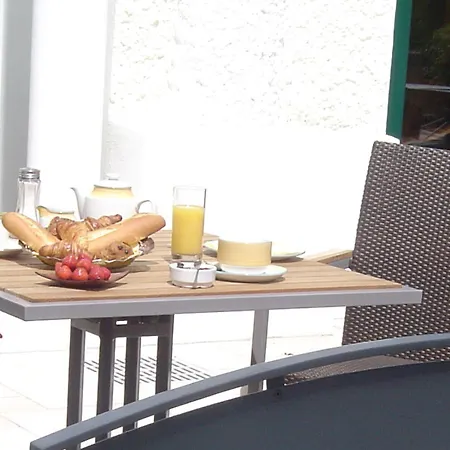 Hotel Lutetia & 3*