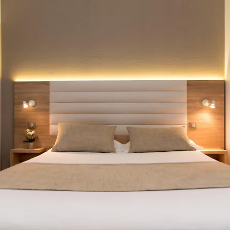 Lutetia & Hotel 3*